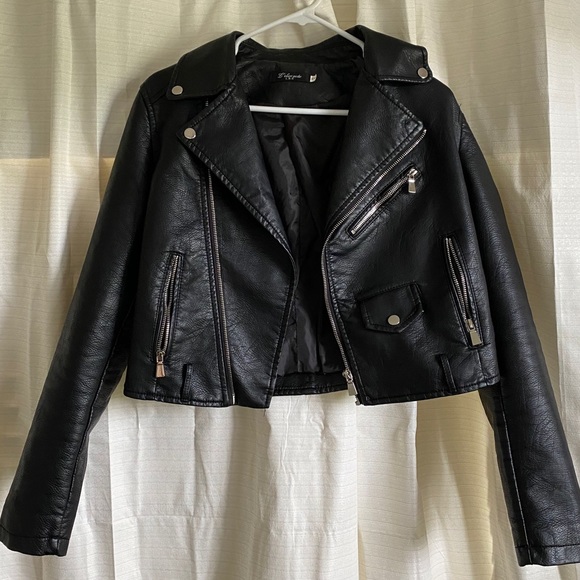 Princess Polly Jackets & Blazers - Princess Polly leather jacket